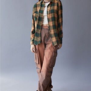 NWT. BDG Keanu Flannel Button Down Shirt in “Green Multi”. Size Medium.